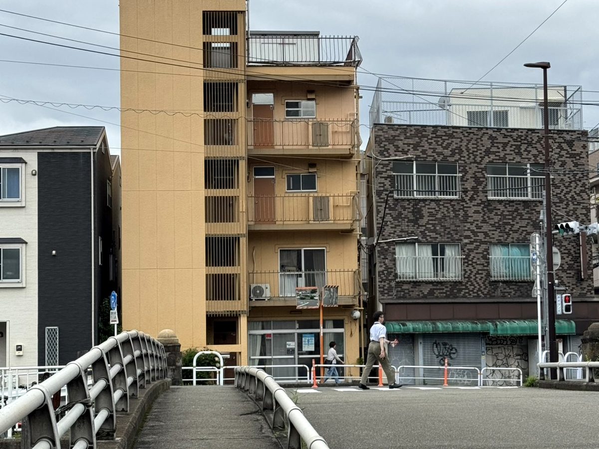 東京ブランチの建物外観(正面)